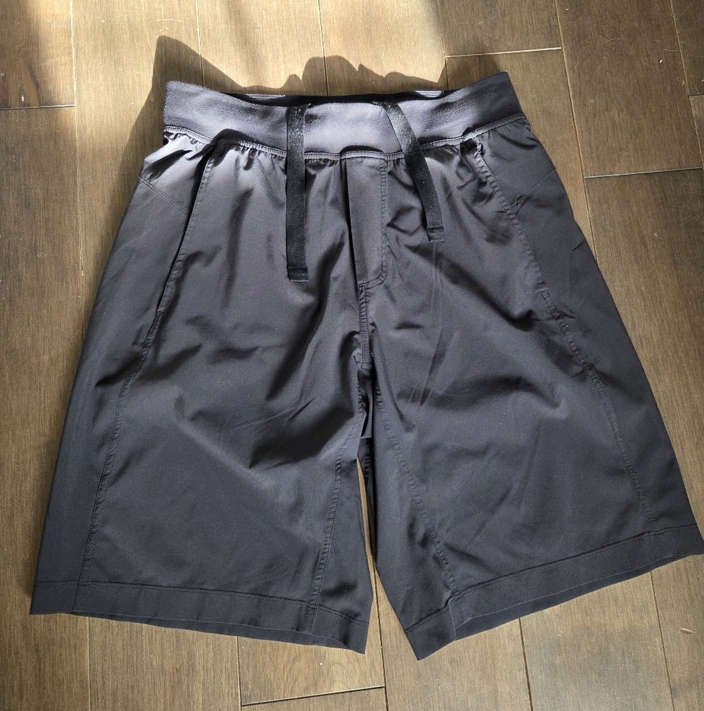 Lululemon Shorts Sz.m